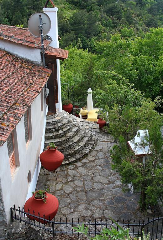 Katoikia Me Ta Pitharia Villa Prinos  Exterior photo